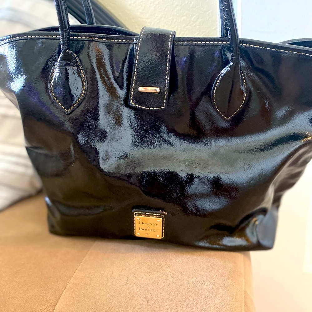 Dooney & Bourke Tote Bag